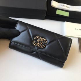 CHANEL &nbsp;Большая сумка с крышкой и клапаном &nbsp;Чер