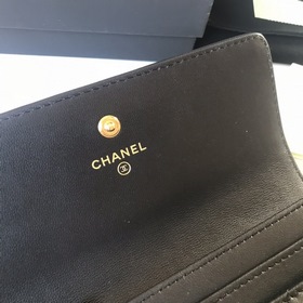 CHANEL &nbsp;Большая сумка с крышкой и клапаном &nbsp;Чер