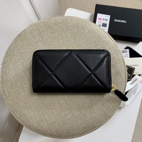 CHANEL &nbsp;Средняя сумка на молнии, клатч Увеличенный ромбо