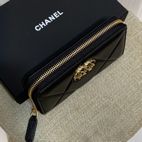 CHANEL &nbsp;Средняя сумка на молнии, клатч Увеличенный ромбо