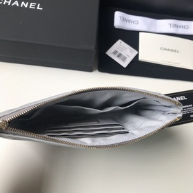 CHANEL 19 серия сумочка из кожи ягненка « » Размер： 20x12,2x1 см