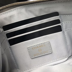 CHANEL 19 серия сумочка из кожи ягненка « » Размер： 20x12,2x1 см