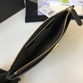 CHANEL Новая сумка Leboy, модель № 81254 Эта сумка имеет 6 карман