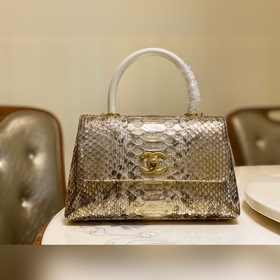 CHANEL Сумка из овечьей кожи, классическая модель Сумка с крышкой