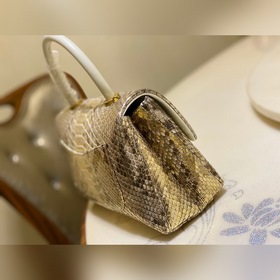 CHANEL Сумка из овечьей кожи, классическая модель Сумка с крышкой