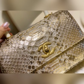 CHANEL Сумка из овечьей кожи, классическая модель Сумка с крышкой