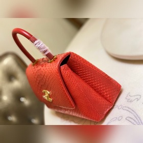 CHANEL Сумка из овечьей кожи, классическая модель Сумка с крышкой