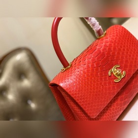 CHANEL Сумка из овечьей кожи, классическая модель Сумка с крышкой
