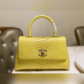CHANEL Сумка из овечьей кожи, классическая модель Сумка с крышкой