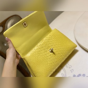 CHANEL Сумка из овечьей кожи, классическая модель Сумка с крышкой