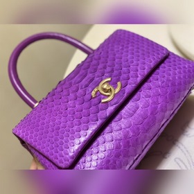 CHANEL Сумка из овечьей кожи, классическая модель Сумка с крышкой