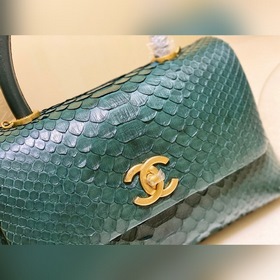 CHANEL Сумка из овечьей кожи, классическая модель Сумка с крышкой