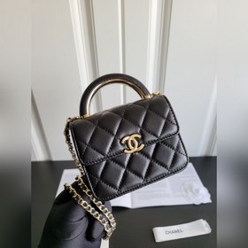 CHANEL 22a маленькая сумка с бледно-золотой застежкой Кожа ягненк