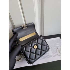 CHANEL 22a маленькая сумка с бледно-золотой застежкой Кожа ягненк
