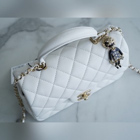 CHANEL Новая модель «Маленький лев» Chanel 22P – король сумок Изг