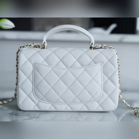CHANEL Новая модель «Маленький лев» Chanel 22P – король сумок Изг