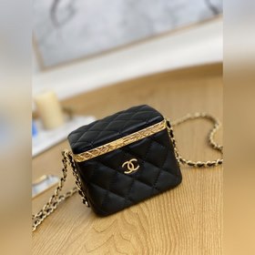 Chanel Импортная кожа ягненка Маленькая косметичка, модель 049850