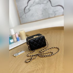 Chanel Импортная кожа ягненка Маленькая косметичка, модель 049850