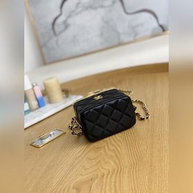 Chanel Импортная кожа ягненка Маленькая косметичка, модель 049850