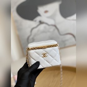 Chanel Импортная кожа ягненка Маленькая косметичка, модель 049850