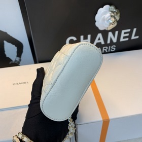 CHANEL сигаретный футляр Я действительно очарована этой маленько