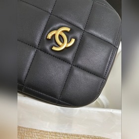 CHANEL Сумка стеганым узором В осенне-зимнем сезоне, посвященном 
