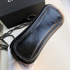 CHANEL Маленькая сумка через плечо Модель： 91810 с застежкой-пист