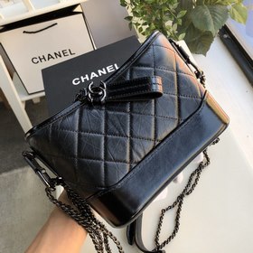 CHANEL Маленькая сумка через плечо Модель： 91810 с застежкой-пист