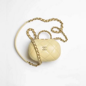 CHANEL косметичка Сумка через плечо Мне очень нравится эта малень