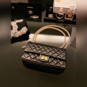 CHANEL Сумка с ромбовидной цепочкой, модель A37586 Поддерживаетс