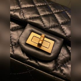 CHANEL Сумка с ромбовидной цепочкой, модель A37586 Поддерживаетс