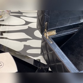 CHANEL Лимитированная подарочная коробка Раннеосенняя коллекция в