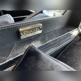 CHANEL Лимитированная подарочная коробка Раннеосенняя коллекция в