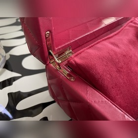 CHANEL Лимитированная подарочная коробка Раннеосенняя коллекция в