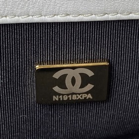 Chanel осень-зима 19. Сумка, сочетающая в себе все классические ч