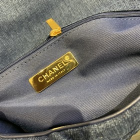 Серия джинсовой ткани CHANEL Сумка-тофу Модель： AS1161 Маленькая：