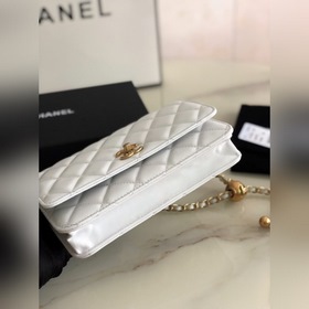 Chanel маленькая золотая сумка с цепочкой, модель AP1450 Действит