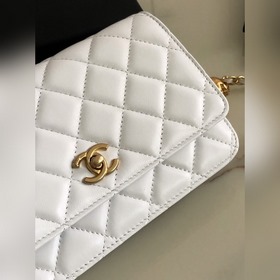 Chanel маленькая золотая сумка с цепочкой, модель AP1450 Действит
