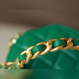 Chanel Маленькая сумка-бакет, зеленый Серия Chanel Maison de Cha