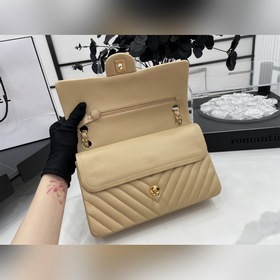 Chanel CF2.55 V-образный чехол из овечьей кожи с цепочкой, полнос