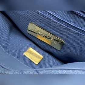 CHANEL Джинсовая сумка с цепочкой, модель AS1160  Серия из 22 св