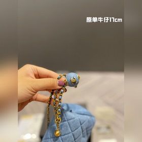 CHANEL 22 весенняя новинка – сумка «Золотой шар» из джинсовой тка
