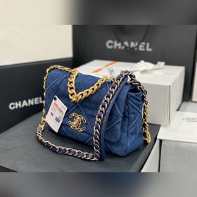 Серия джинсовой ткани CHANEL Модель сумки «тофу»： AS1161 Маленька