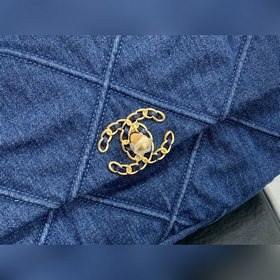 Серия джинсовой ткани CHANEL Модель сумки «тофу»： AS1161 Маленька