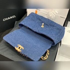 Серия джинсовой ткани CHANEL Модель сумки «тофу»： AS1161 Маленька