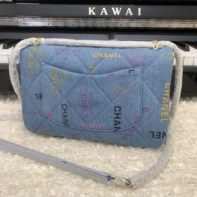 Новая джинсовая коллекция Chanel, сумка синей цепочкой, большой р