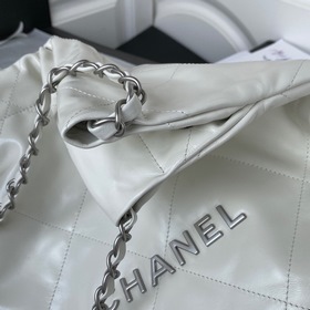 Chanel ретро сумка серебряной застежкой 22, модель AS3260 Самая п