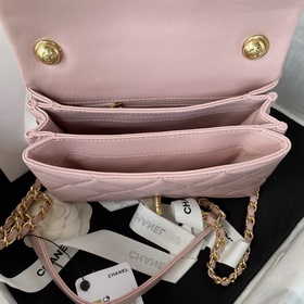 Chanel, модель AS3366, классическая сумка с ромбовидной крышкой. 