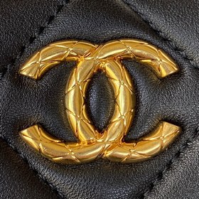 Chanel mini боулинг сумка, модель AS3384 Логотип с жемчужиной вы