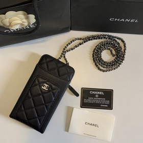 CHANEL цепочка для мобильного телефона, Эта сумка имеет удобную к
